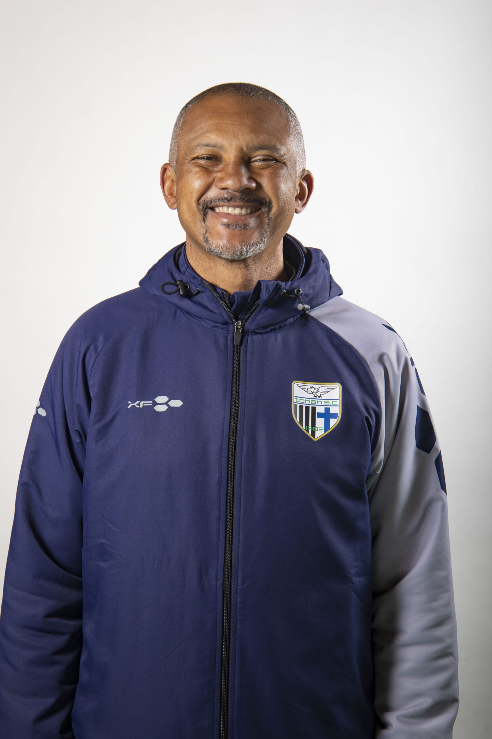 【TOPコーチ/女子スクール】ペレイラ カルドーゾ ワグネル 図南SCオフィシャルサイト